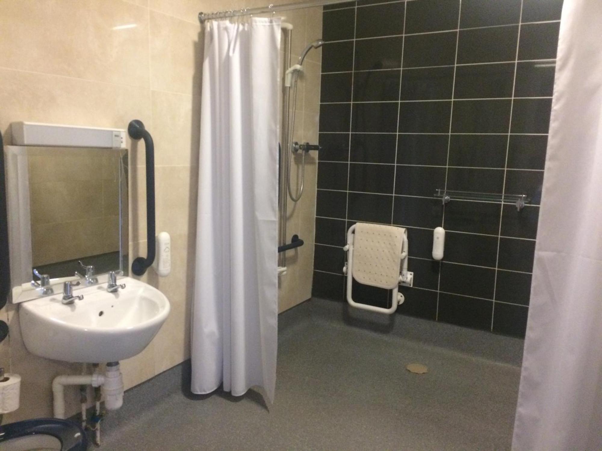 The Three Tuns Hotel Wetherspoon Thirsk Zimmer foto
