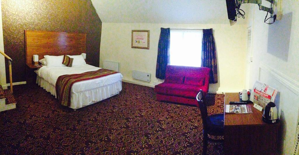 The Three Tuns Hotel Wetherspoon Thirsk Zimmer foto